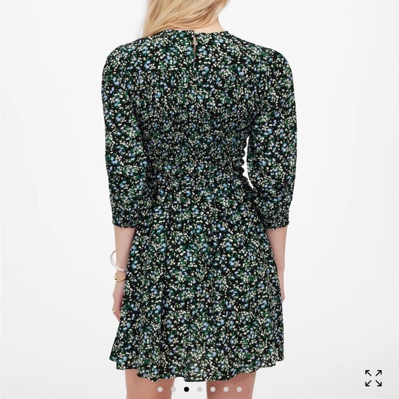 Madewell Smocked Mini Dress in Floral meadow Ditsy Black - Picture 4 of 6
